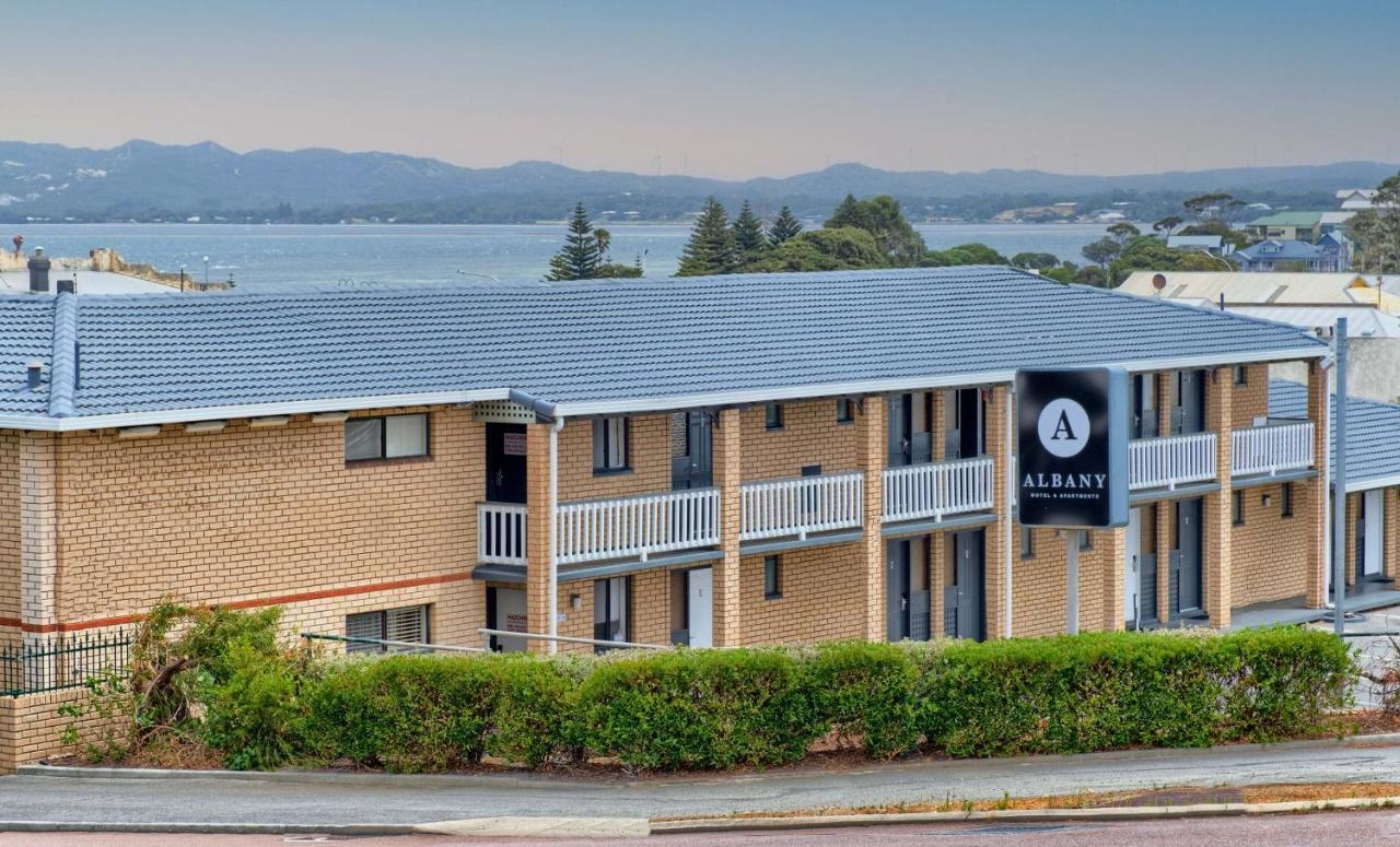 Albany Motel & Apartments Kültér fotó
